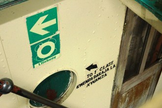 6934145301_5d640a97eb_z